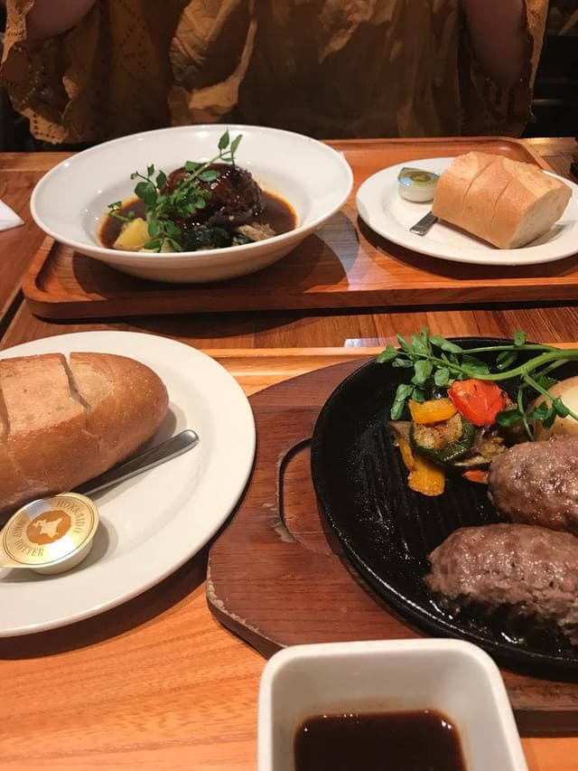 いしがまやハンバーグ セブンパークアリオ柏店 - サブ画像1