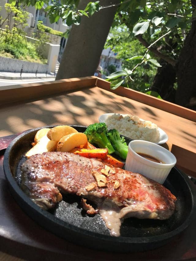 DOG DEPT GARDEN 港の見える丘公園店 - サブ画像1