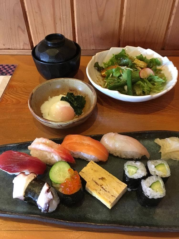 居食家しみず