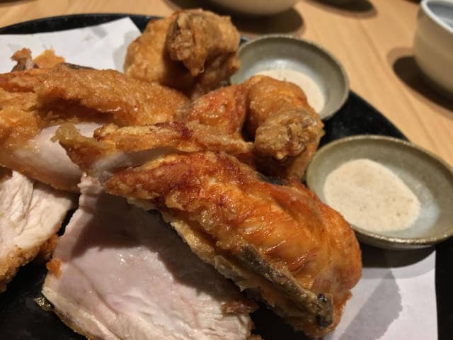 丸鶏料理と濃厚水炊き鍋 鳥肌 - サブ画像1