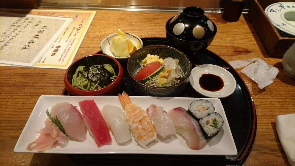 佳羅守 すし半