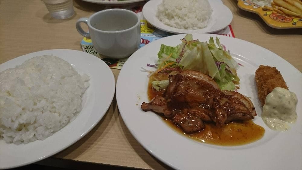ガスト 福井春江店