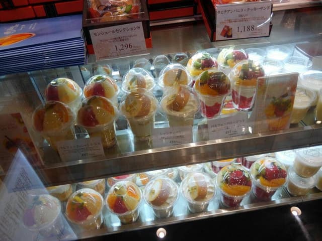SWEET BOXエミオ武蔵境店 - サブ画像2