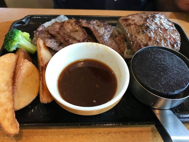 ココス 舟入店 - サブ画像1