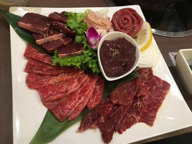 ジューシー・ディッシュ 焼肉南大門 - サブ画像1
