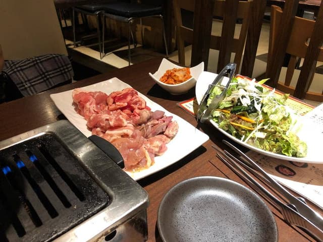 黒毛和牛と焼肉食べ放題 牛丸 渋谷店 - サブ画像1