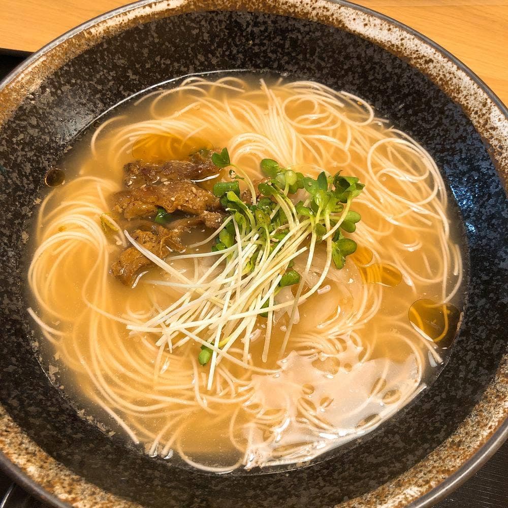 躍起