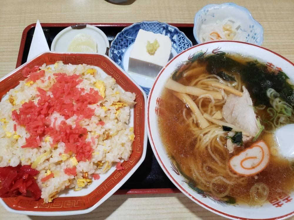 末廣亭泉が丘店