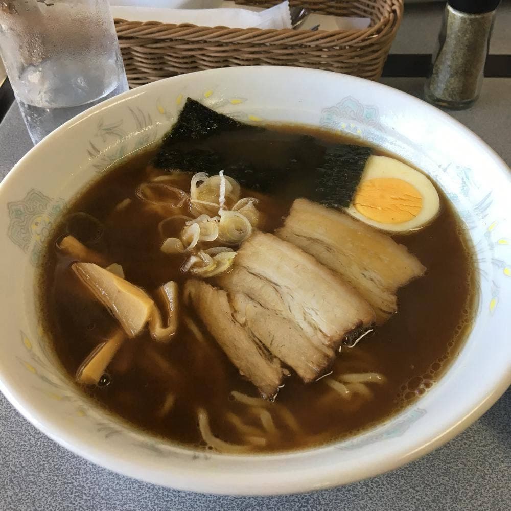心月輪 ブラッスリー・カフェ・ルポ 良寛記念館