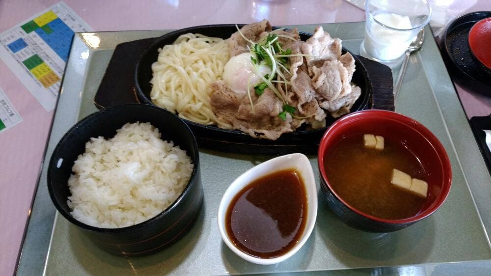 吉見ゴルフ場 レストラン