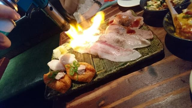 バル肉寿司 福島店 - サブ画像3