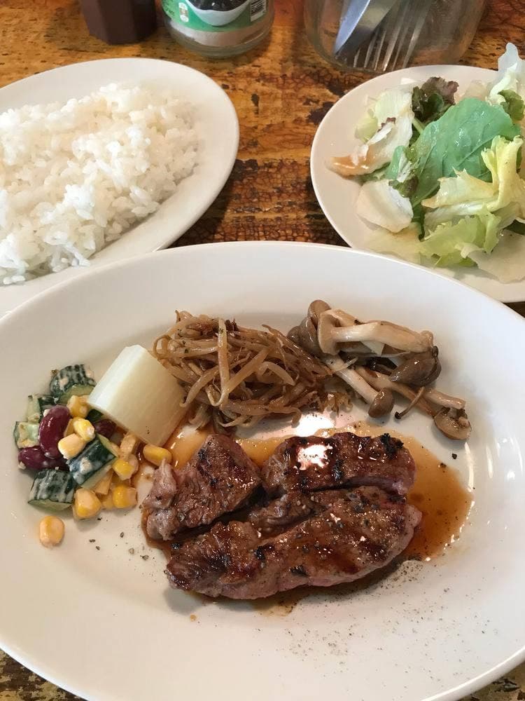 バル ジラフ