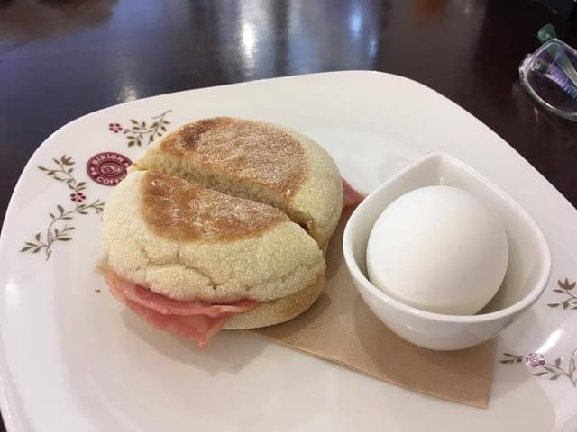 ビリオン珈琲 久安店 - サブ画像1