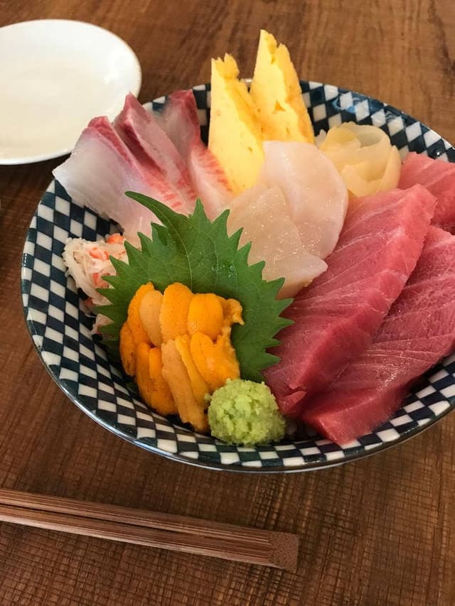 Fishtail Kitchen - サブ画像1