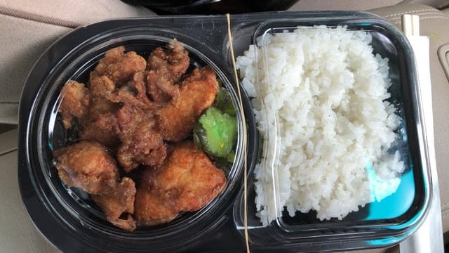 中津からあげ総本家 もり山 鵠沼海岸店 - サブ画像1