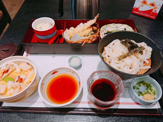和食鍋処 すし半 布施店 - サブ画像1