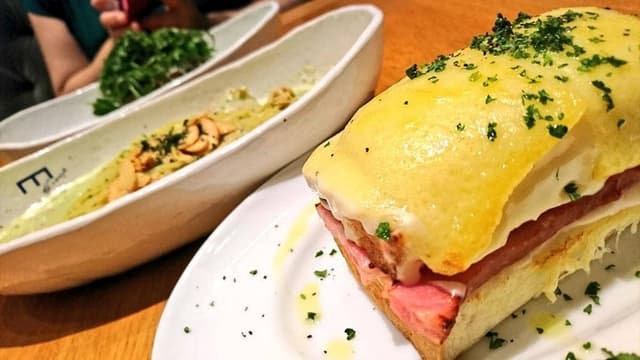 カフェディヴァージュ - サブ画像3