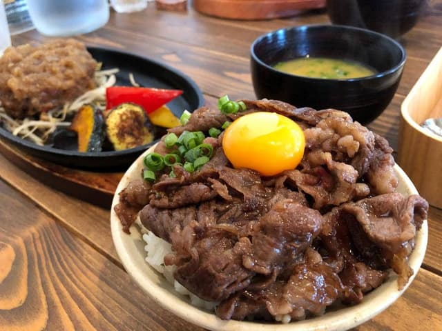 ハンバーグのヒルデン - サブ画像3