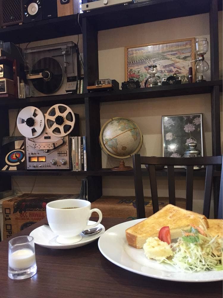 Toru Cafe