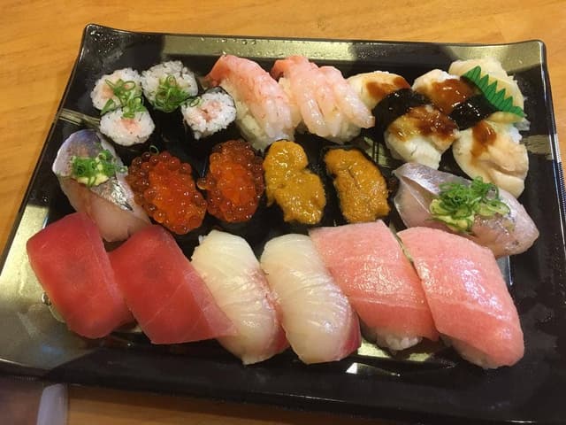 ちよだ鮨 南越谷店 - サブ画像3
