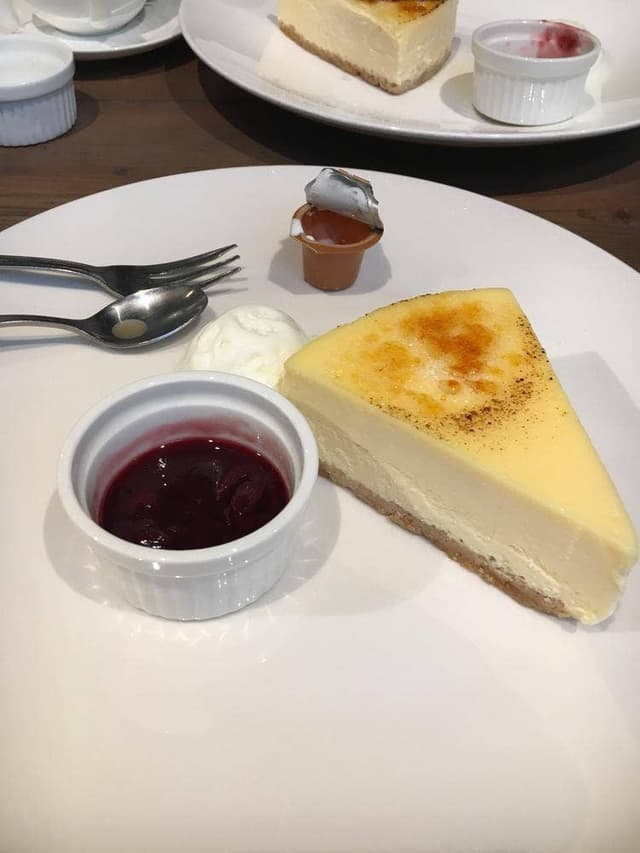 MIKASA CAFE - サブ画像2