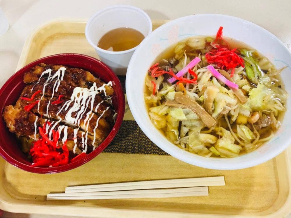 みやじ 小倉競馬場