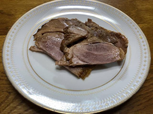 肉のシゲクニ - サブ画像3