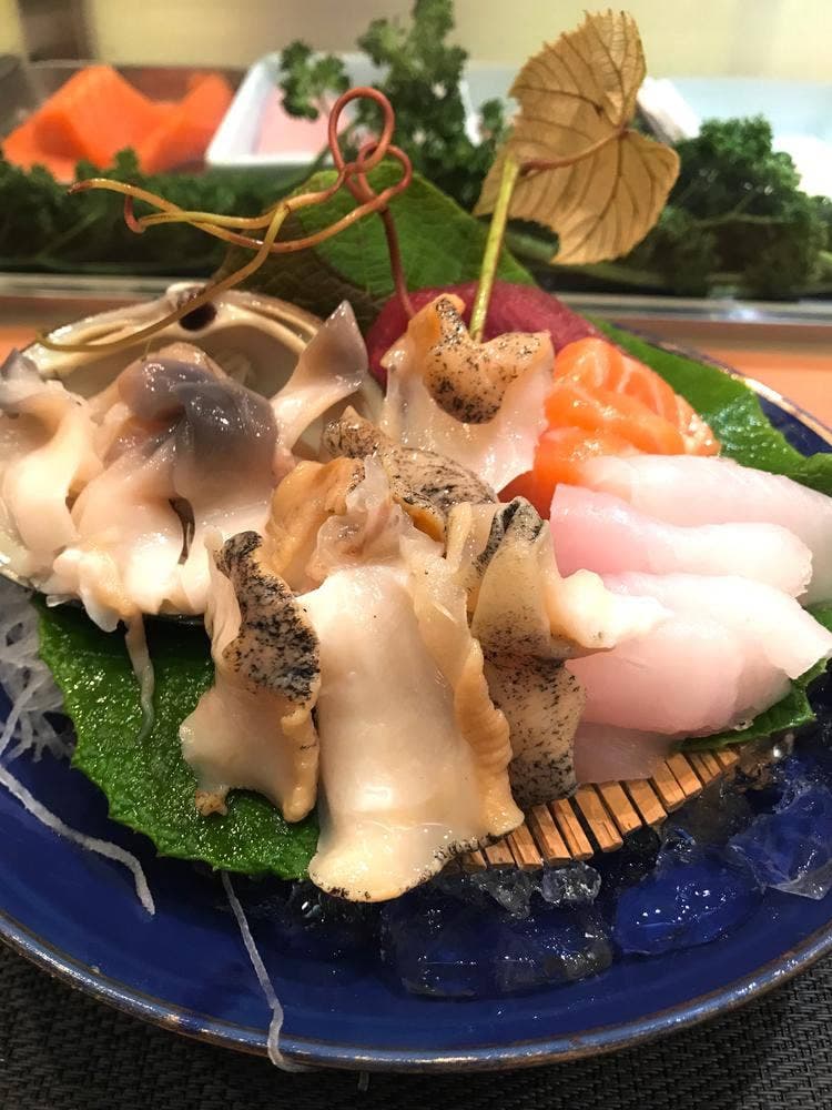 和ダイニングすしもと