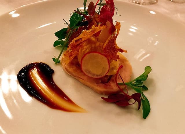 Restaurant LE UN - サブ画像3