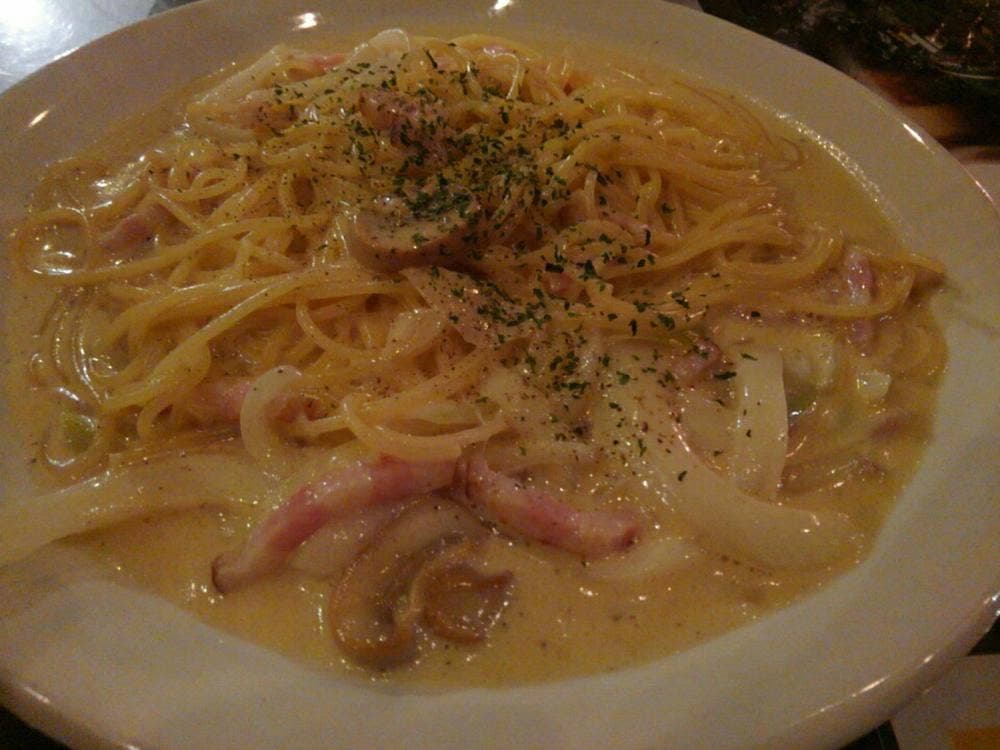 FOOD & CAFE GOLDEN