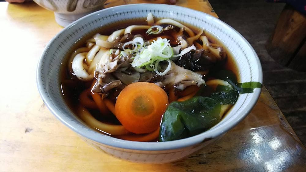 手打うどん 麦