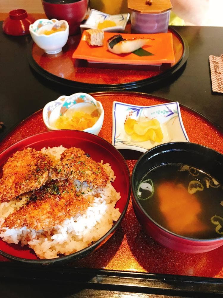 割烹にし川
