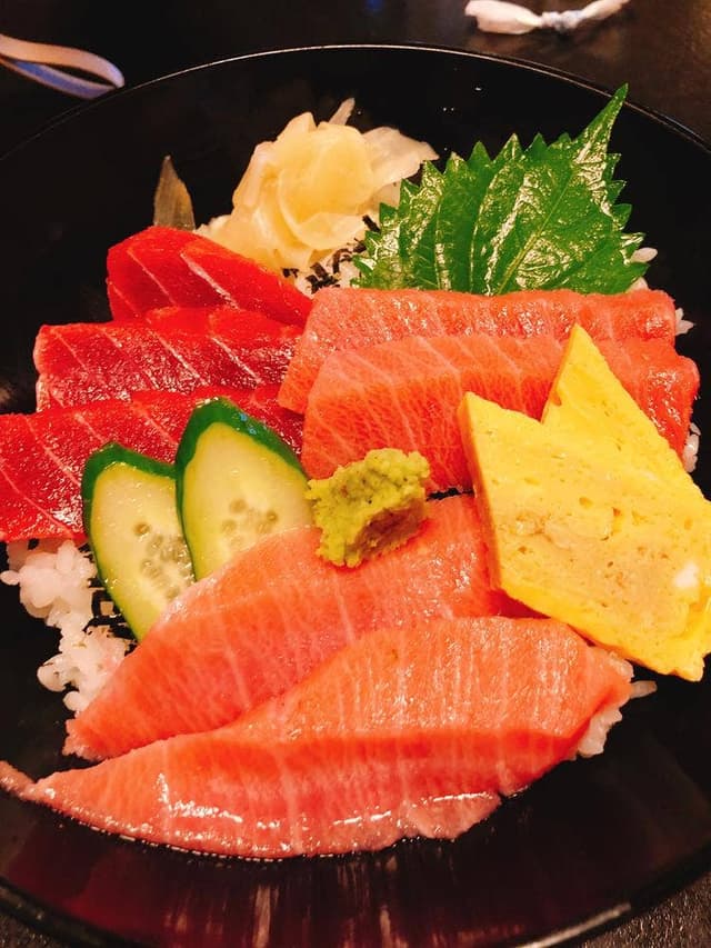 すしやの山孝 塩釜店 - サブ画像1