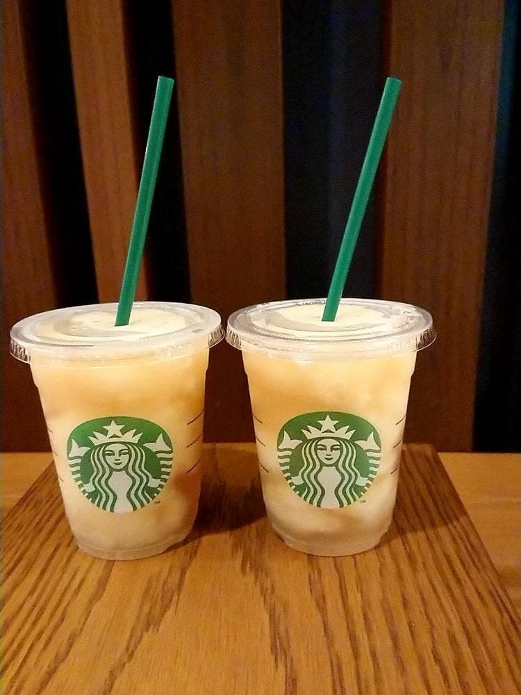 スターバックス コーヒー TSUTAYA BOOK STORE 重信店