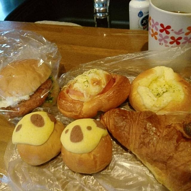 ペンギン ベーカリーカフェ 千歳店 - サブ画像2