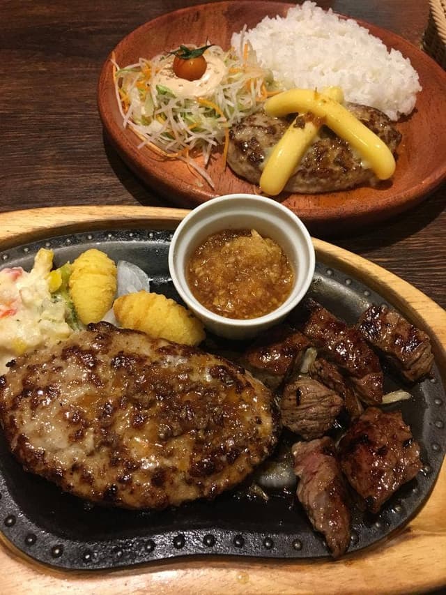 びっくりドンキー 八王子店 - サブ画像1