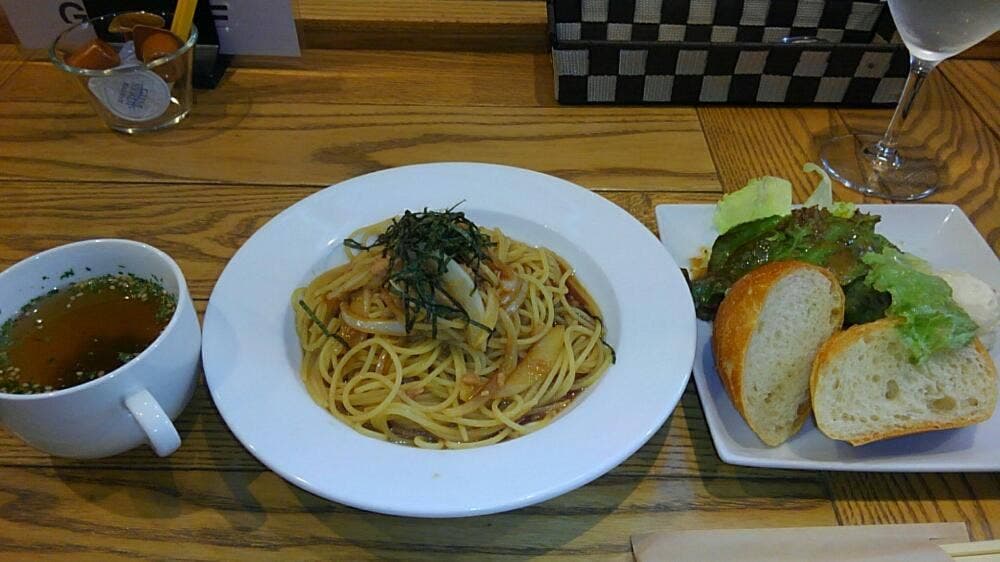 Wine BAR ガレージ 2号店