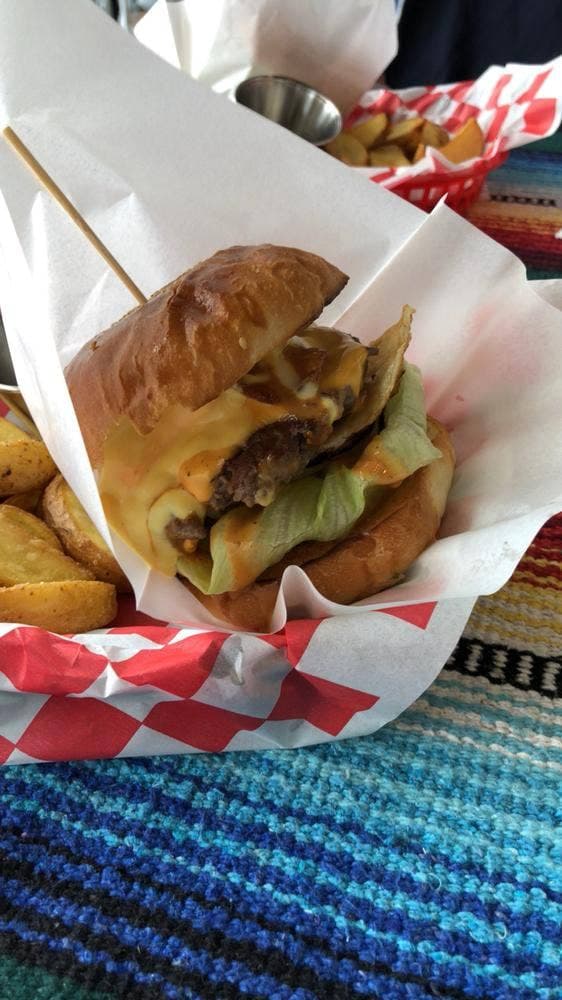 EDY burger stand