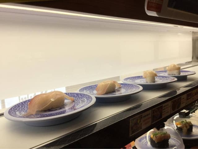 くら寿司 越谷下間久里店 - サブ画像1