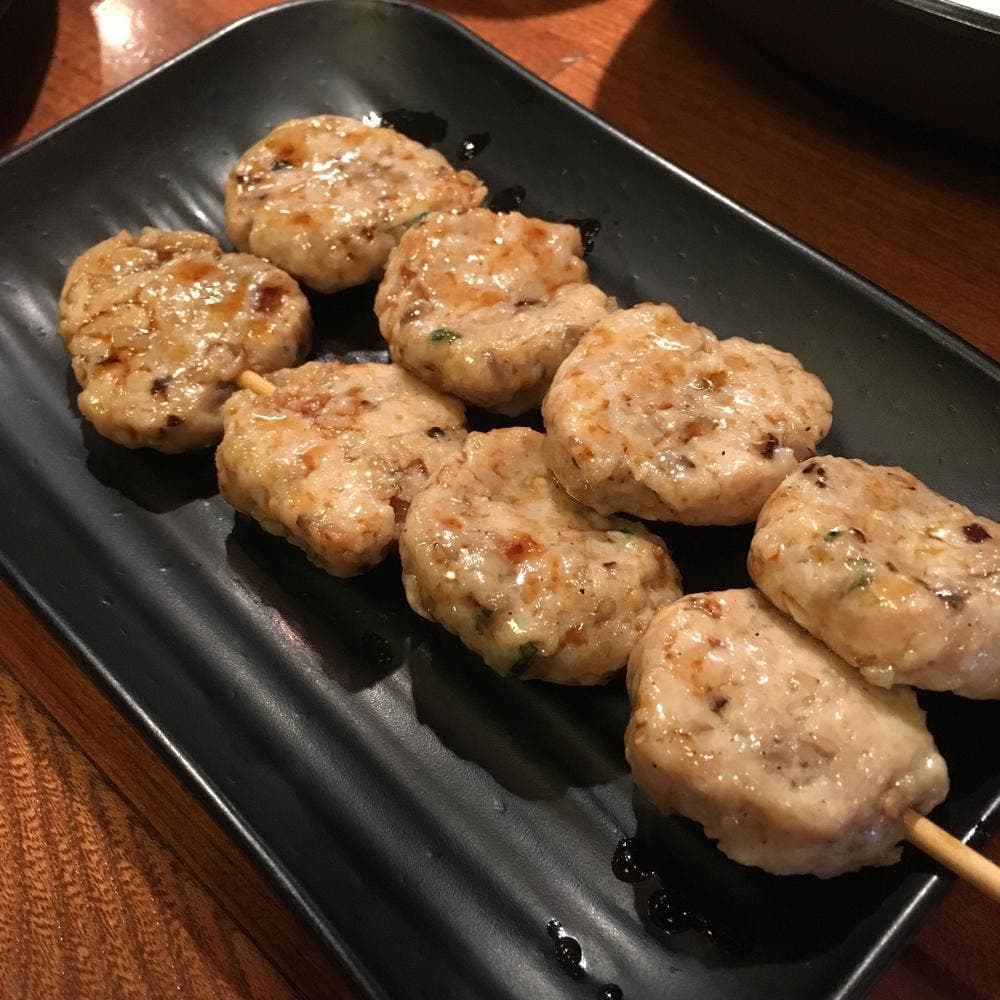 串まる