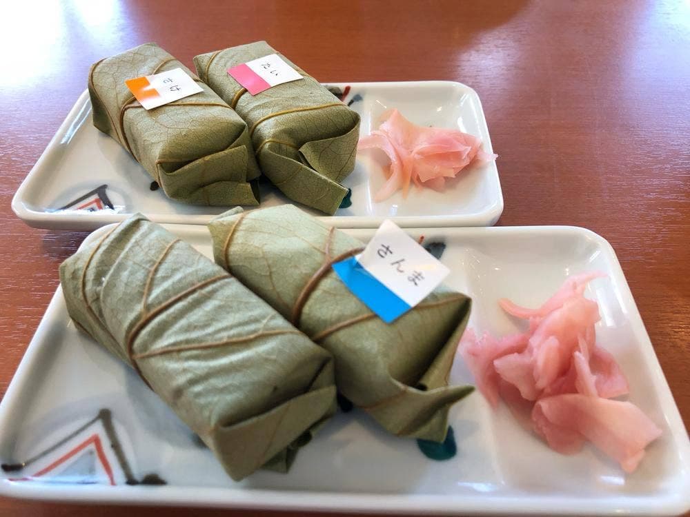柿の葉すし本舗たなか 丹生川店