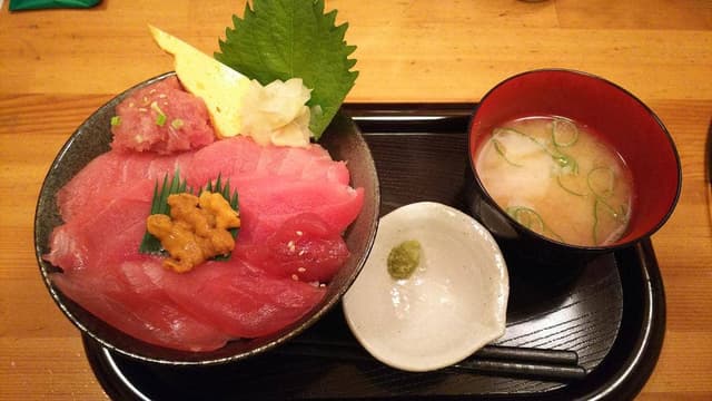 どんぶり屋 まぐろ大将 - サブ画像3