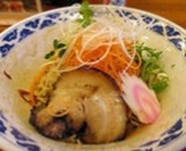 九州らーめん亀王 箕面船場店 - サブ画像1