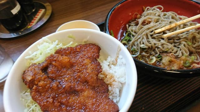 杉津パーキングエリア フードコート - サブ画像1