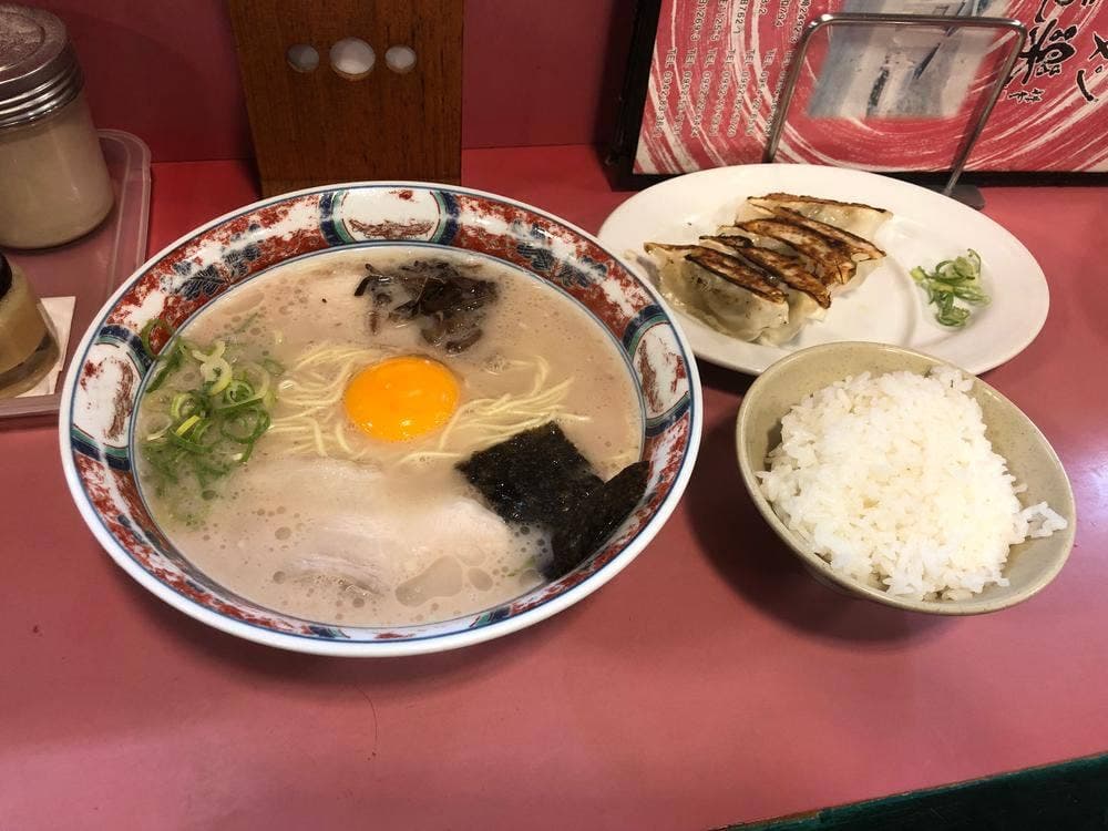 佐賀ラーメン 喰道楽 三日月店