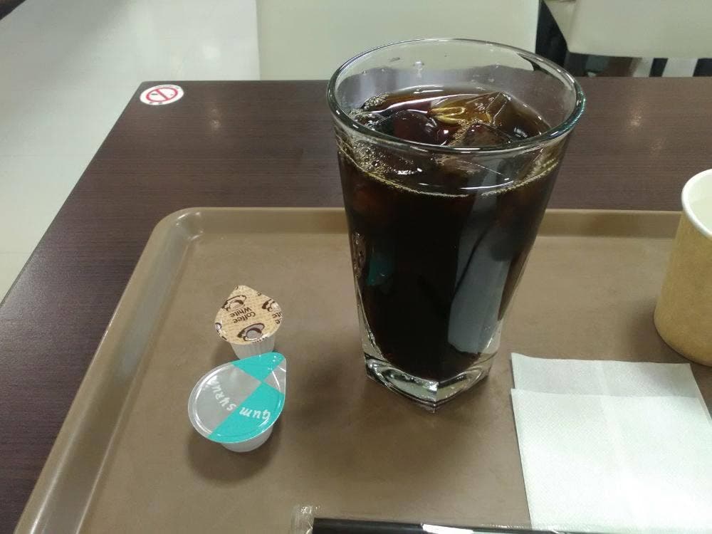 ホリーズカフェ クロスシティー弁天町店