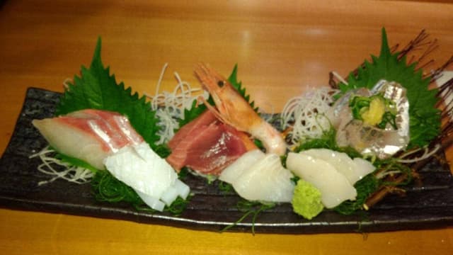 SUSHI DINING 和魚肴彩 たまはち - サブ画像1