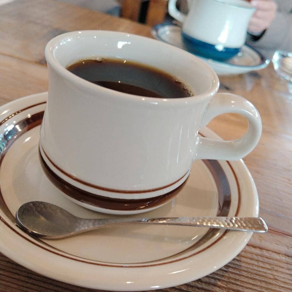 NaYA coFFee