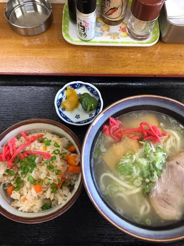 沖縄そば屋 - サブ画像2