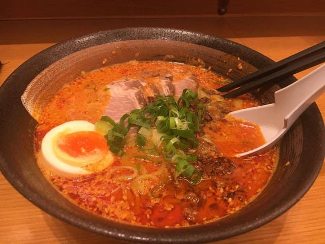 五穀豊穣の担担麺 王朝 - サブ画像1